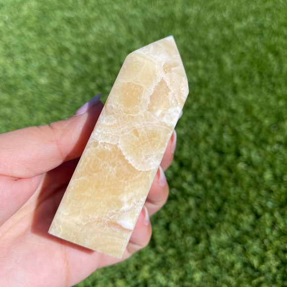 Calcite Tower - Picture 2 of 10